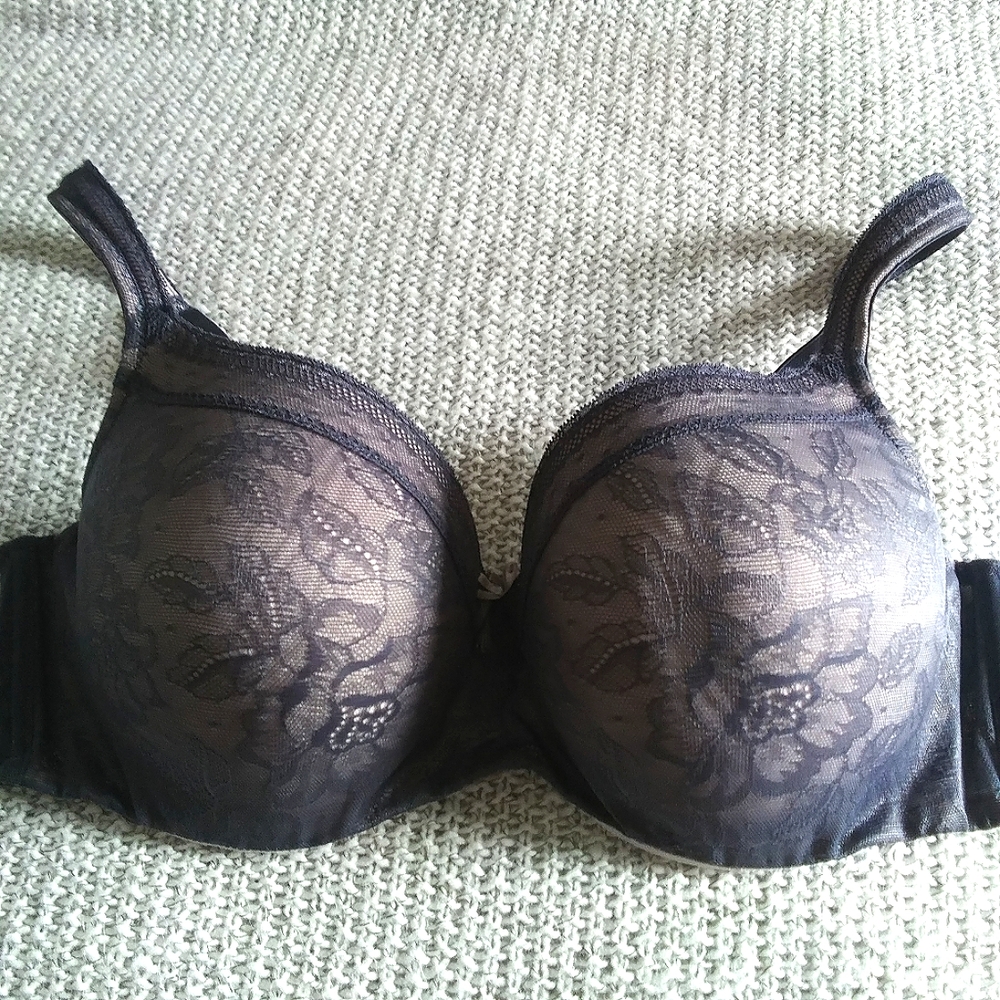CACIQUE Lightly Lined Balconette Size 42D
